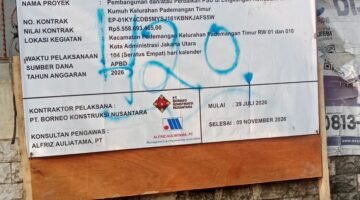 Proyek APBD Rp5,5 Miliar di Pademangan Timur Diduga Abaikan K3, Papan Proyek Dipasang di Samping Rumah Warga