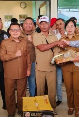 Satgas Karhutla TNI Mediasi Masyarakat dan Korporasi di Melawi
