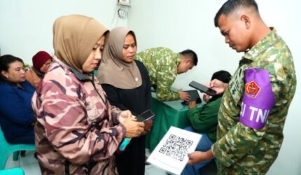 Puspsi TNI Berikan Trauma Healing bagi Relawan TNI dan Persit Penyintas Gempa NTT - Teropong Rakyat