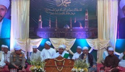 Peringatan Maulid Nabi Muhammad SAW 1448 H di Bekas Maqom Mbah Priok Berlangsung Khidmat dan Kondusif - Teropong Rakyat