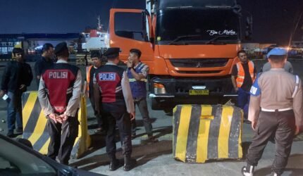Polres Pelabuhan Tanjung Priok Intensifkan Patroli Cipta Kondisi, Antisipasi Gangguan Kamtibmas - Teropong Rakyat