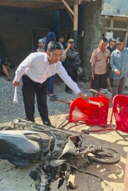 Kabel Diduga Korslet, Gudang Material di Singosari Terbakar
