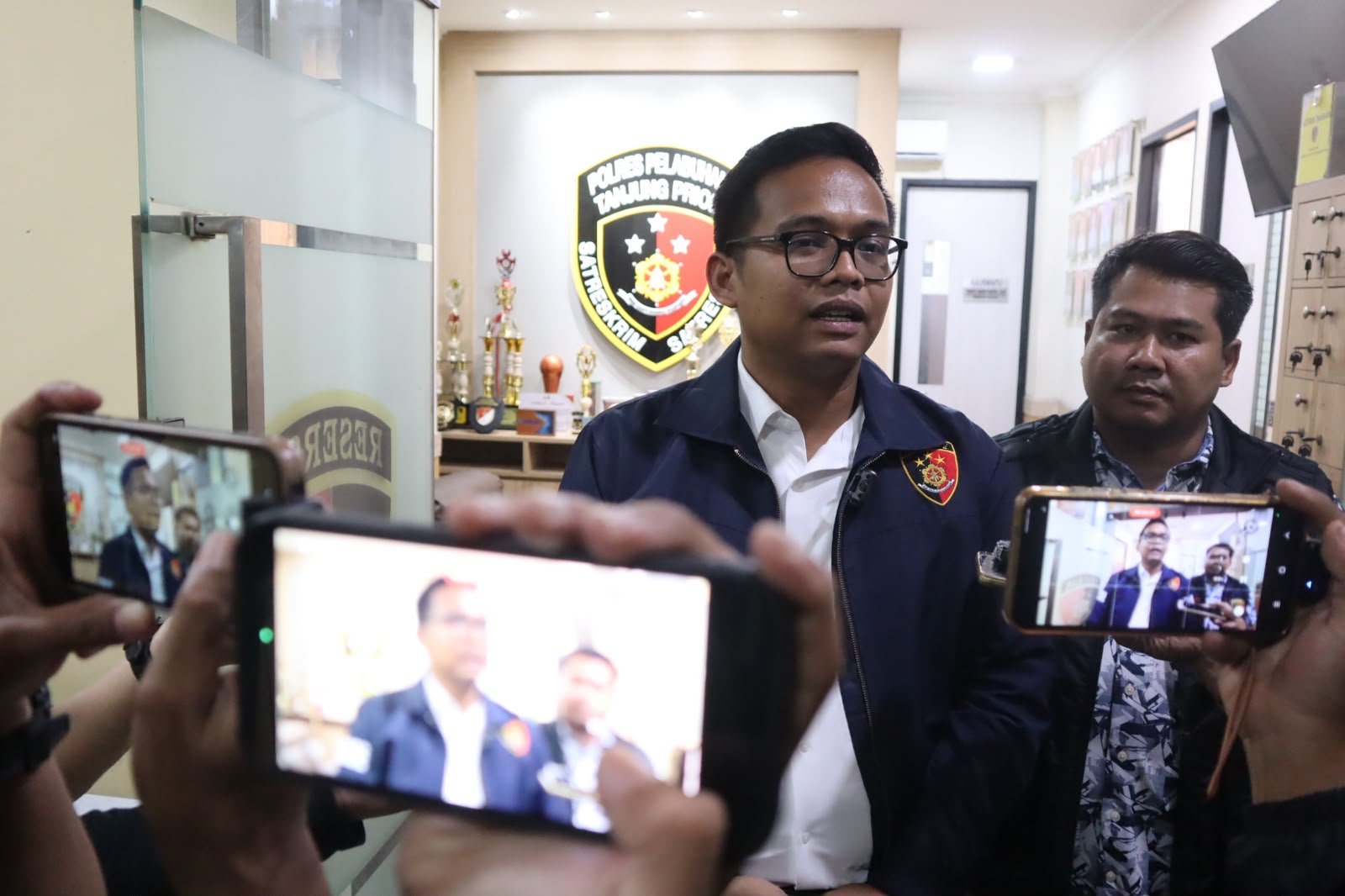 Polisi Tangkap Mekanik Spesialis Pencurian 12 Electronic Control Unit (ECU) di Tanjung Priok
