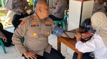 Siaga Karhutla Gunung Buthak: Tim Medis Puskesmas Beri Layanan Kesehatan Gratis untuk Petugas Gabungan