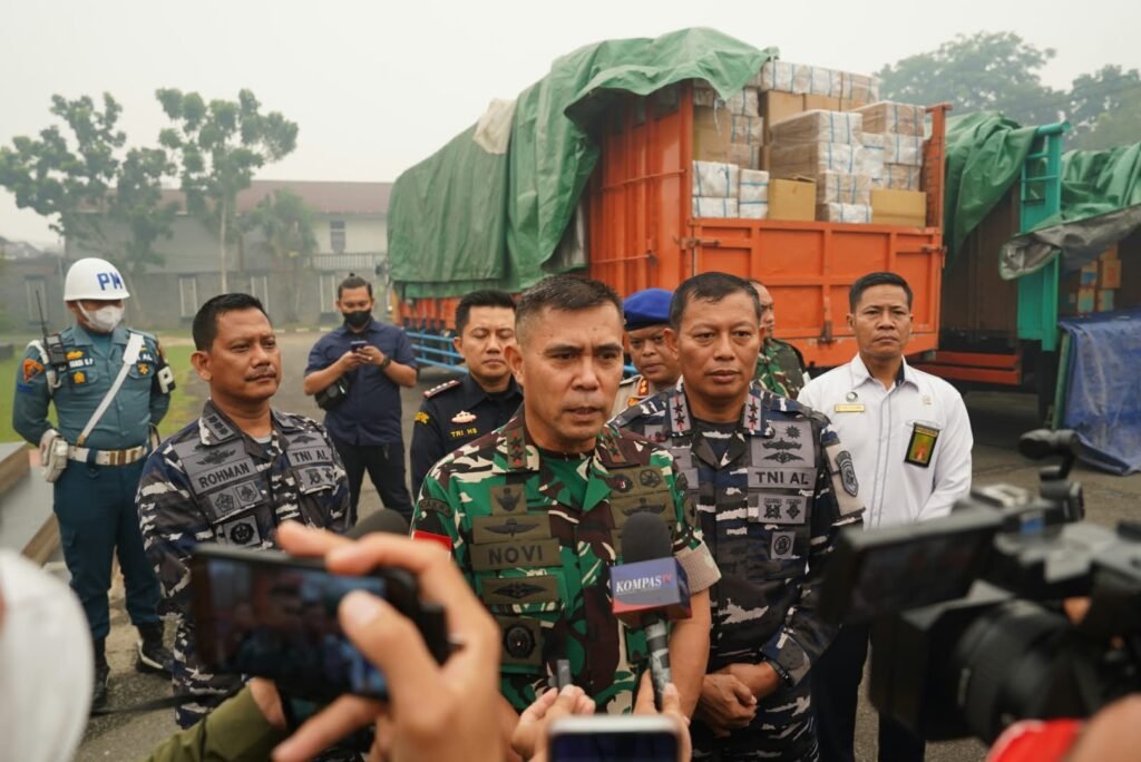 Portal Berita Indonesia dan Dunia Terkini Hari Ini, Update Harian Terbaru, Terlengkap, Tajam, Aktual dan Berimbang. Penanganan Karhutla di Wilayah Kalbar Terus Membaik, Titik Api Turun - Teropong Rakyat