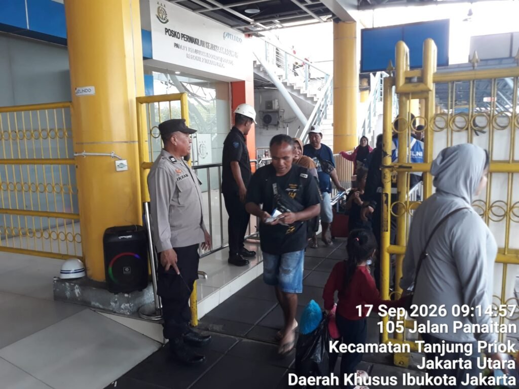 Pengamanan Embarkasi KM Labobar Tujuan Surabaya Berjalan Aman dan Lancar, 1.414 Penumpang Terlayani - Teropong Rakyat
