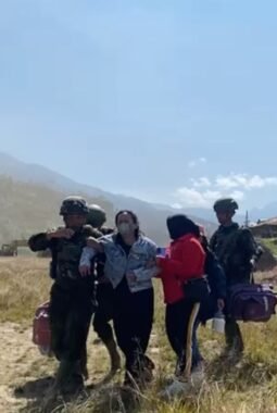 Akses Darat Terhambat, Pangkoops TNI Habema Perintahkan Evakuasi Udara Ibu Sinta dari Mbua