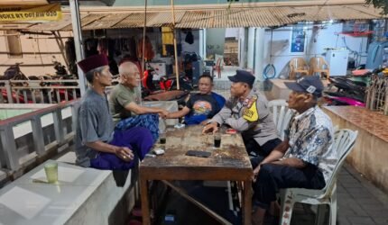 Bhabinkamtibmas Muara Angke Sambang Satkamling Warga dan Sampaikan Pesan Kamtibmas - Teropong Rakyat