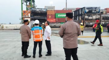 Kontainer Terbakar di NPCT 1, Polres Pelabuhan Tanjung Priok Gandeng Labfor Lakukan Penyelidikan