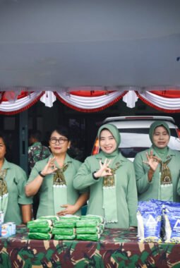 Kodim 1710/Mimika Gelar Bazar HUT TNI, Hadirkan Sembako Murah