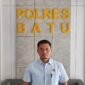 Kasatreskrim Polres Batu, AKP Zaenal Arifin, S.H saat tengah diwawancarai awak media. (Den)