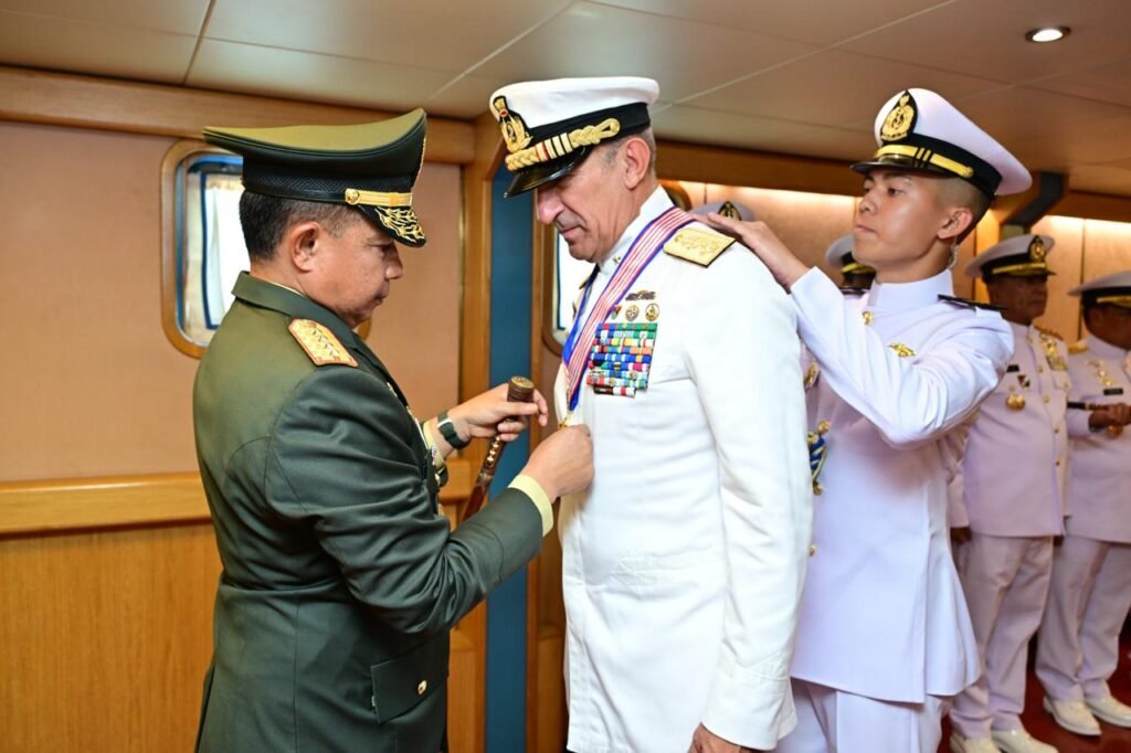 Panglima TNI Resmikan KRI SRIWIJAYA-100, Perkuat Pertahanan Maritim - Teropong Rakyat