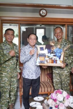 Pesan Jenderal TNI (Purn) Endriartono Sutarto : TNI Harus Terus Menjadi Pelopor Perjuanngan Bangsa Meraih Kejayaan