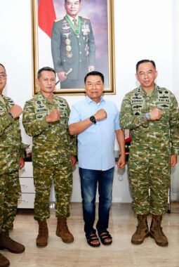 Silaturahmi Penuh Jelang HUT TNI, Jenderal TNI (Purn) Moeldoko Ingatkan tentang Profesionalisme Prajurit