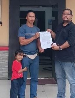 Sari Siregar Resmi Laporkan Sampe Tulus P. manalu ke Polres Labuhanbatu Terkait Dugaan Penipuan dan/atau Penggelapan Mobil