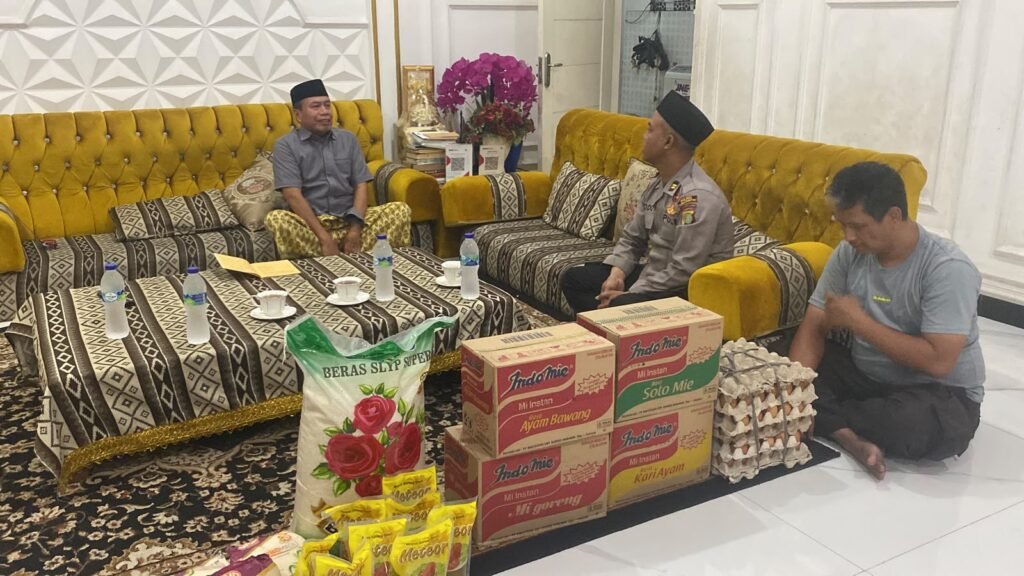 Jumat Berkah Peduli Polres Pelabuhan Tanjung Priok: Wujud Kepedulian Polri kepada Anak Yatim Piatu - Teropong Rakyat