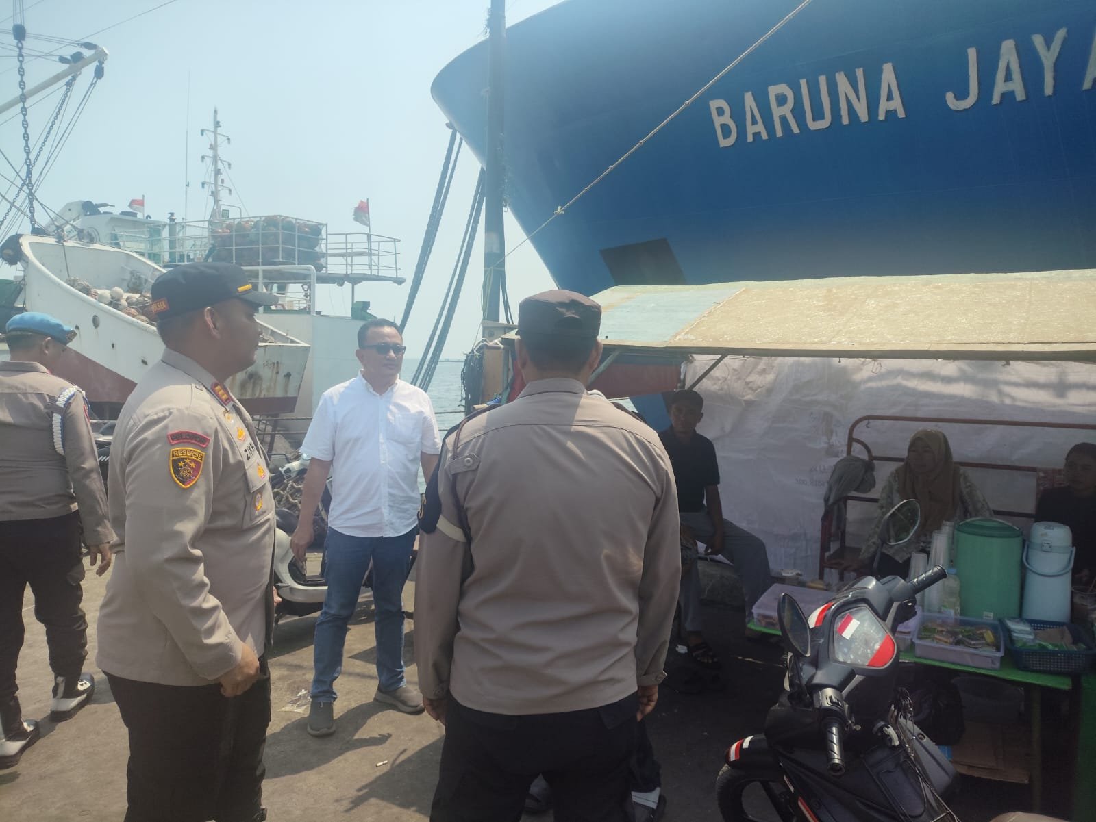 Polres Pelabuhan Tanjung Priok Gelar Jaga Jakarta On The Spot di Muara Baru, Sampaikan Pesan Kamtibmas kepada Buruh