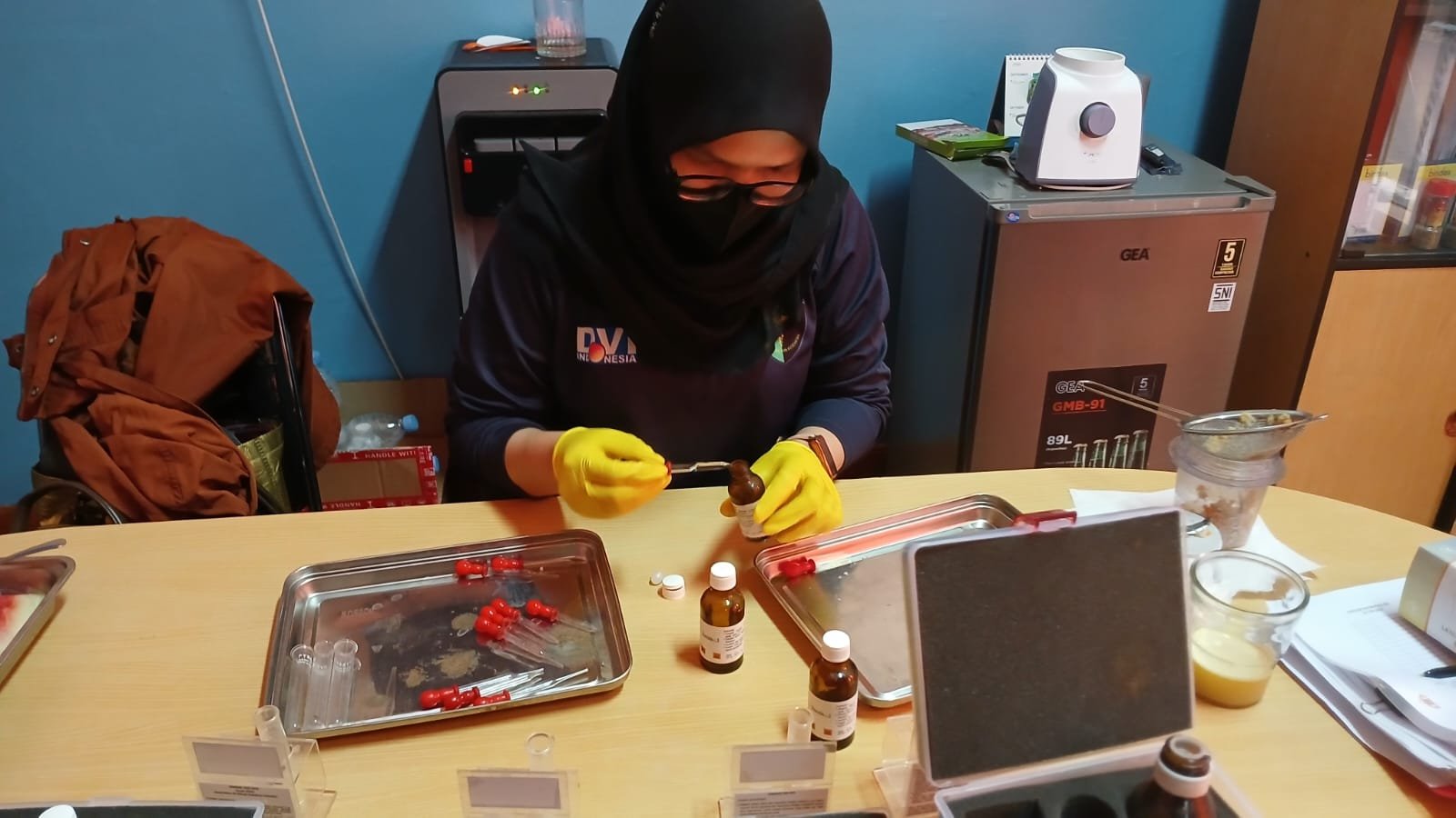 Food Safety MBG Polri di SPPG Rawa Badak Utara Pastikan Makanan Layak Konsumsi