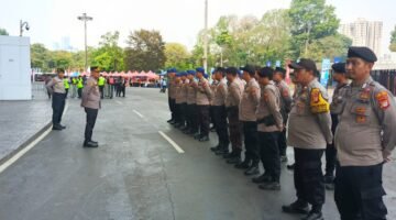 Kapolsek Kemayoran Pimpin Pengamanan di Plaza Tenggara GBK, Pastikan FIFA ASEAN Cup 2026 Berlangsung Aman