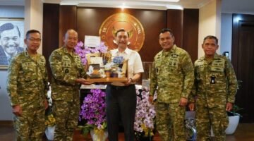 Pesan Ketua Dewan Ekonomi Nasional : Berikan Keteladanan dan Loyalitas