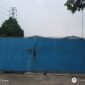 PT BMN Sandal yang berada di Jl. Pajajaran Raya, Kp. Pasir Randu, Desa Kadu, Kec. Curug, diduga kuat memproduksi sandal bermerek HOKA secara ilegal.