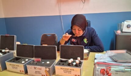 Food Safety MBG Polri di SPPG Rawa Badak Utara Dinyatakan Layak Konsumsi - Teropong Rakyat