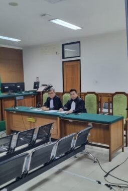 Sidang Jawaban Eksepsi Nana Sutisna (Kades Parakan): Kuasa Hukum Sorot Jawaban JPU, Putusan Sela 17 September 2026