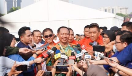 TNI Raih Empat Rekor MURI Melalui Berbagai Kegiatan Bersama Masyarakat - Teropong Rakyat