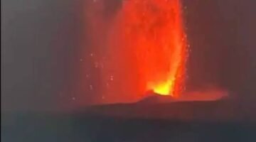 Erupsi GUNUNG ANAK KRAKATAU, Warga BOGOR Waspadai Sebaran ABU VULKA