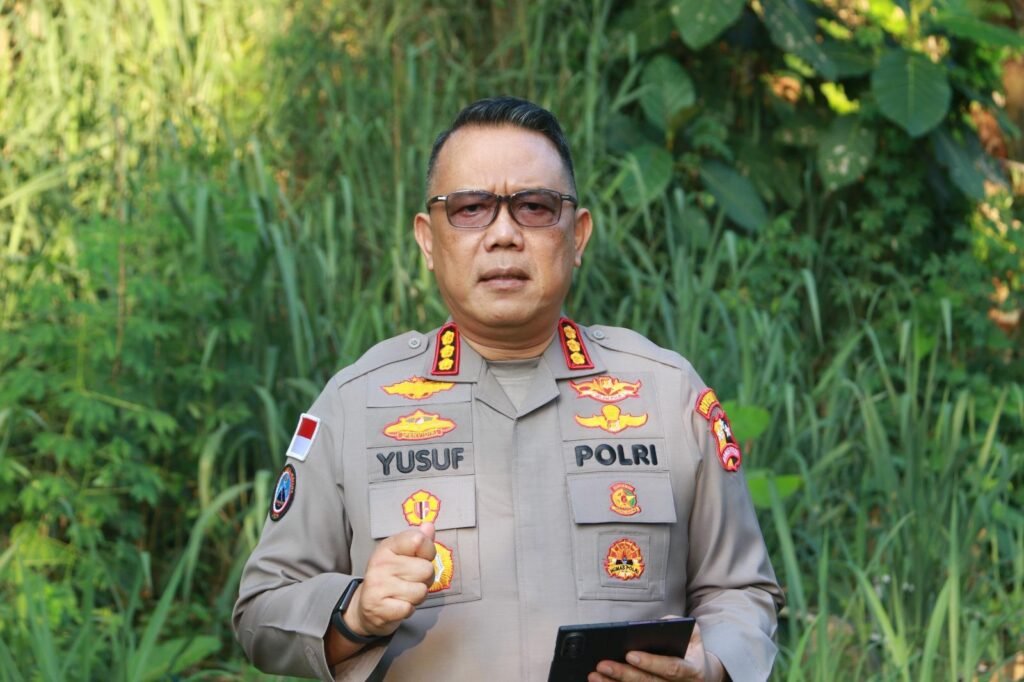 Portal Berita Indonesia dan Dunia Terkini Hari Ini, Update Harian Terbaru, Terlengkap, Tajam, Aktual dan Berimbang. Satgas Damai Cartenz Amankan Tiga Orang Terkait Peredaran Amunisi Ilegal di Timika - Teropong Rakyat