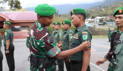 Kodim 1714/Puncak Jaya Gelar Syukuran Kenaikan Pangkat Bintara dan Tamtama - Teropong Rakyat