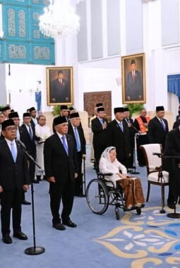 Panglima TNI Hadiri Pengangkatan 26 Anggota Wantimpres di Istana Negara