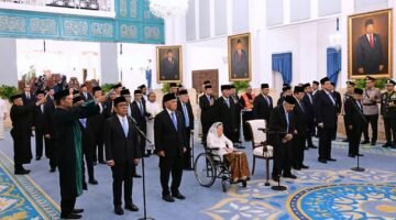 Panglima TNI Hadiri Pengangkatan 26 Anggota Wantimpres di Istana Negara