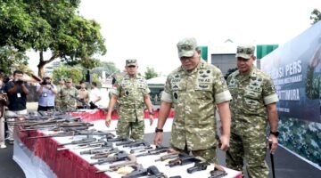 75 Senjata Diserahkan Sukarela, TNI Kedepankan Pendekatan Humanis