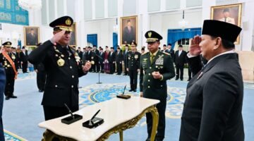 Panglima TNI Hadiri Pelantikan Kapolri dan Wakapolri di Istana Negara