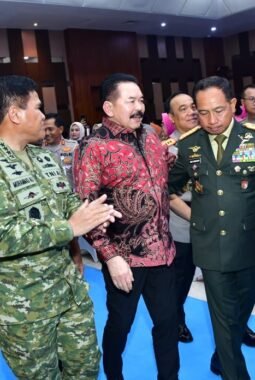 Panglima TNI Hadiri Acara Pisah Sambut Kapolri