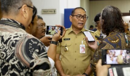 UKW PWI Jaya Angkatan ke-66 Resmi Dibuka, Wali Kota Jakpus: Wartawan Harus Sajikan Informasi Akurat - Teropong Rakyat