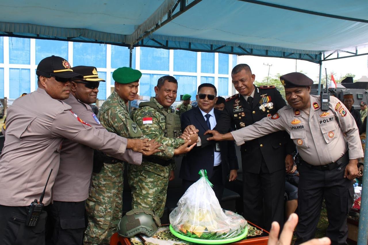 Upacara HUT TNI ke-81 di Yahukimo Berjalan Khidmat di Lapangan Abyu