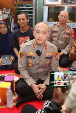 Kapolres Priok Sambangi Rumah ABK Korban Penganiayaan KM. Maulana 23, Berikan Bantuan dan Tegaskan Usut Kasus Hingga TPPO