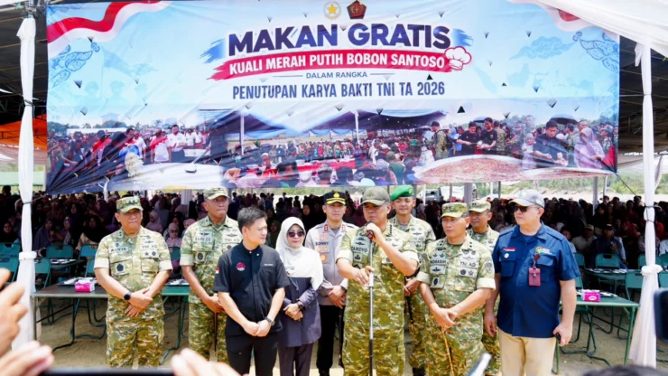 Portal Berita Indonesia dan Dunia Terkini Hari Ini, Update Harian Terbaru, Terlengkap, Tajam, Aktual dan Berimbang. Wakil Panglima TNI Tutup Karya Bakti TNI TA 2026, Dorong Pemerataan Pembangunan di Pandeglang