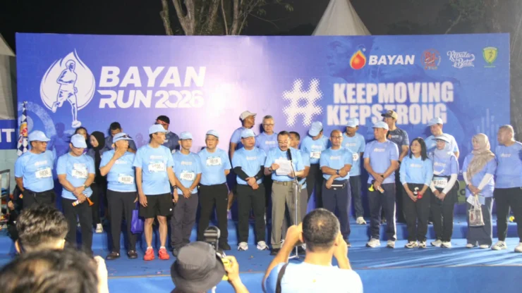 Portal Berita Indonesia dan Dunia Terkini Hari Ini, Update Harian Terbaru, Terlengkap, Tajam, Aktual dan Berimbang. Hadiri Bayan Run 2026, Marsdya TNI Muzafar Gaungkan Semangat Olahraga dan Kebersamaan di Kaltim
