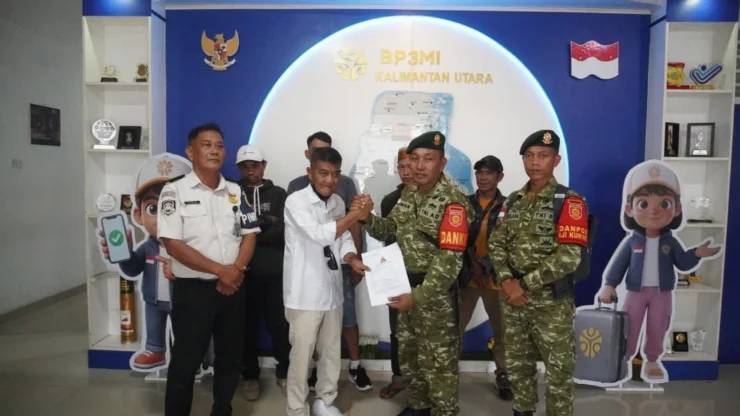 Cegah Jalur Ilegal ke Malaysia, Satgas Pamtas TNI Gagalkan Keberangkatan Empat Calon PM