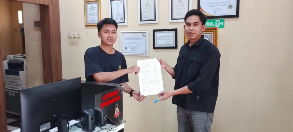 Portal Berita Indonesia dan Dunia Terkini Hari Ini, Update Harian Terbaru, Terlengkap, Tajam, Aktual dan Berimbang. Polres Barito Utara Diminta Tindaklanjuti Dugaan Perampasan Hak Ulayat Adat atas Lahan 388,67 Hektare - Teropong Rakyat