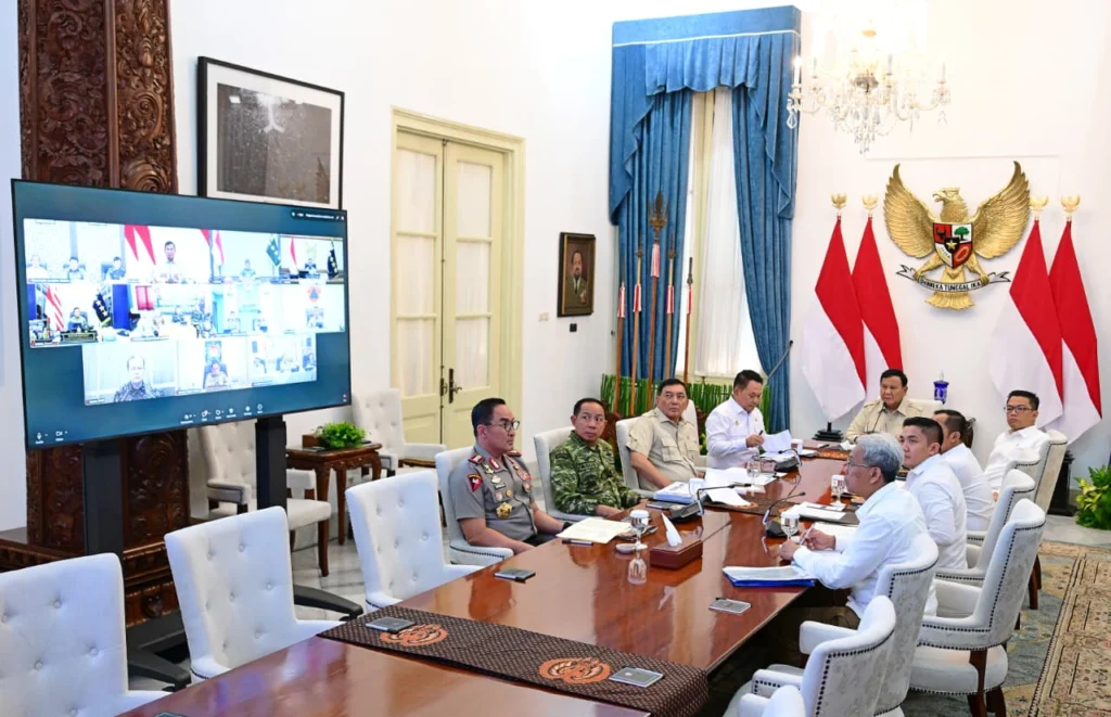 Panglima TNI Hadiri Ratas Penanganan Karhutla, Pemerintah Perkuat Upaya Pemadaman - Teropong Rakyat