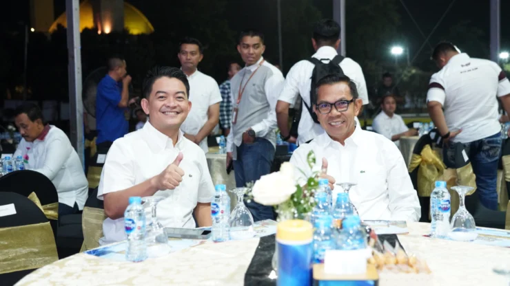 Portal Berita Indonesia dan Dunia Terkini Hari Ini, Update Harian Terbaru, Terlengkap, Tajam, Aktual dan Berimbang. Wali Kota Nurochman Hadiri Kenal Pamit Kapolda Jatim, Perkuat Sinergi Jaga Stabilitas Daerah