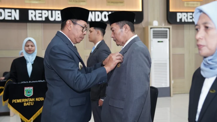 Wali Kota Batu: Penghargaan Harus Dibayar dengan Pengabdian Nyata