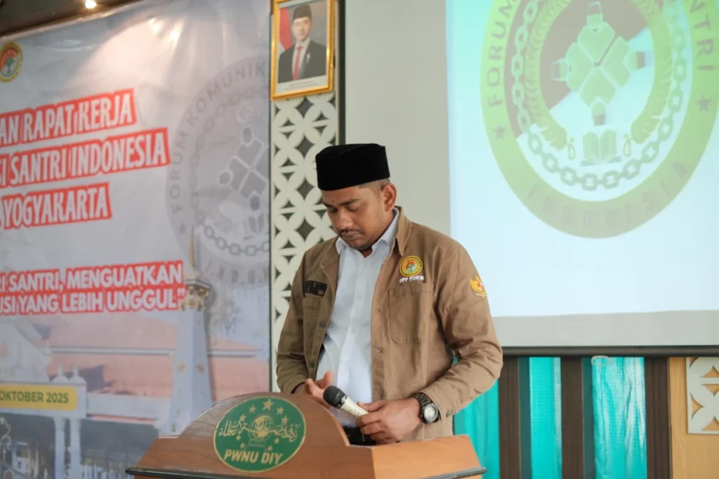 Portal Berita Indonesia dan Dunia Terkini Hari Ini, Update Harian Terbaru, Terlengkap, Tajam, Aktual dan Berimbang. FOKSI Mendukung Komitmen Kapolri Berantas Narkoba: Melindungi Generasi Muda Menuju Indonesia Emas 2045 - Teropong Rakyat