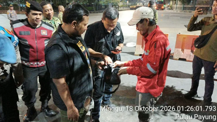 Portal Berita Indonesia dan Dunia Terkini Hari Ini, Update Harian Terbaru, Terlengkap, Tajam, Aktual dan Berimbang. Cegah Peredaran Narkoba dan Gangguan Kamtibmas, Polres Pelabuhan Tanjung Priok Gelar Patroli KRYD dan Strongpoint
