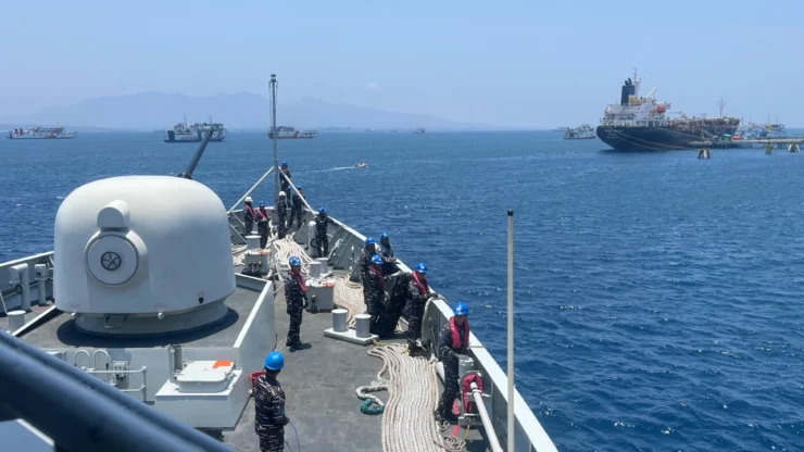 Perkokoh Diplomasi Maritim, KRI SIM-367 Berlatih Bersama Tiga Kapal Perang Australia