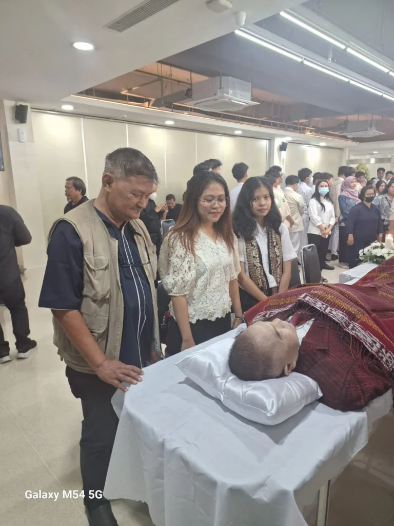 Portal Berita Indonesia dan Dunia Terkini Hari Ini, Update Harian Terbaru, Terlengkap, Tajam, Aktual dan Berimbang. Pengacara Idealis Pembongkar Kasus Sambo dan Kasus Pelecehan Agama Kace Tutup Usia, Dewan Pengawas PEWARNA DKI Jakarta Sampaikan Duka Cita Mendalam - Teropong Rakyat